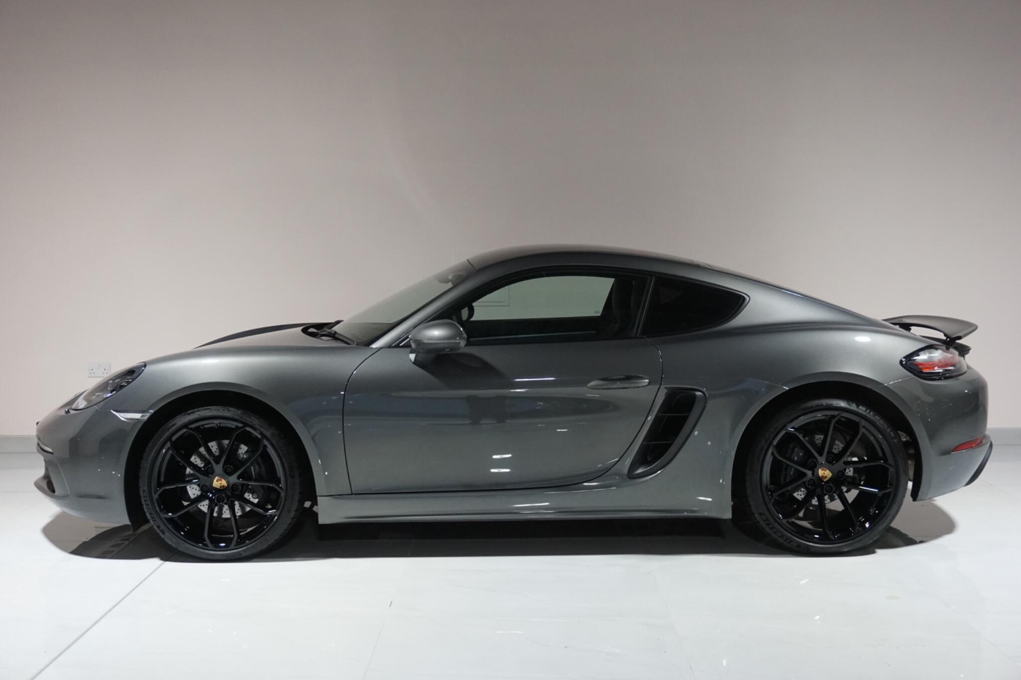 Porsche 718 Cayman 2.0T Style Edition Coupe 2dr Petrol PDK Euro 6 (s/s) (300 ps)